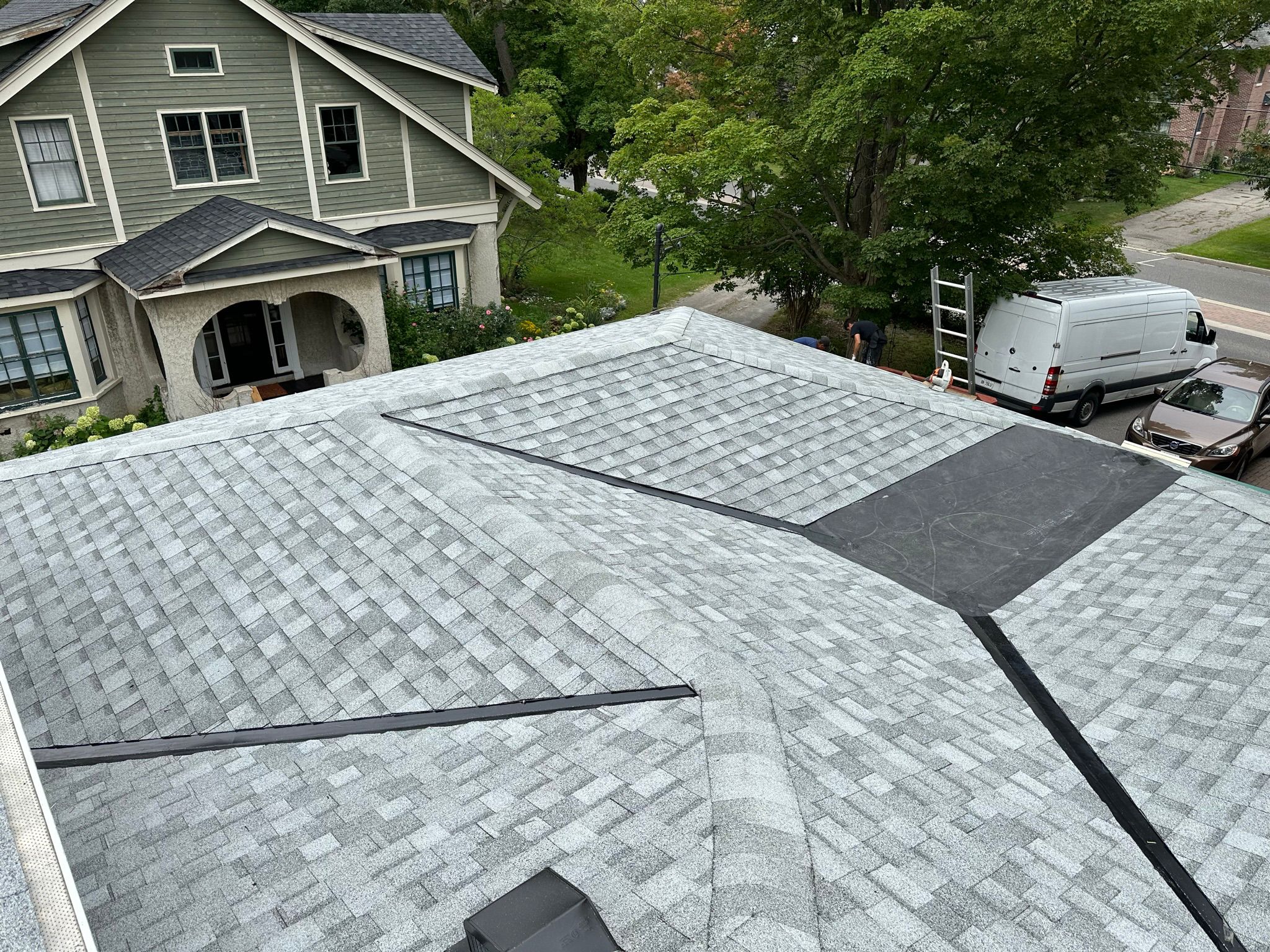 Roof replacement Toronto asphalt shingles new roof Expert Roofers LTD