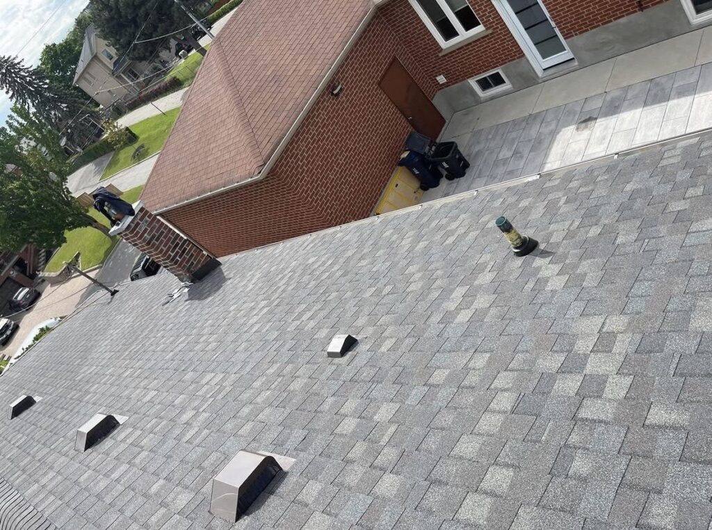 emergency roof repair in Toronto with asphalt shingles
