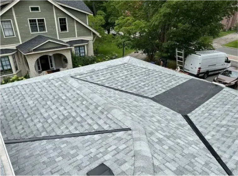 roof replacement in Markham with asphalt shingles