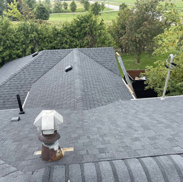 Roof replacement project in Richmond Hill with new asphalt shingles installation