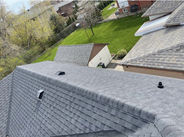 new roof replacement in Stouffville with asphalt shingles