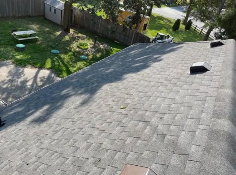 roof replacement in Toronto asphalt shingles