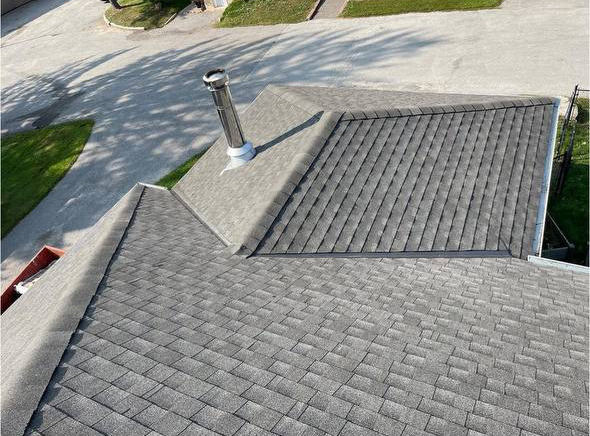 roof replacement in Whitby with new asphalt shingles installation